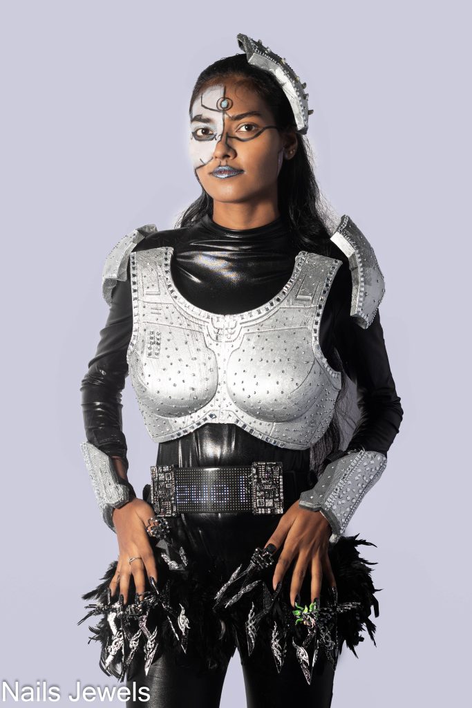 Robo-Lady Fantasy Nail Art Showcase